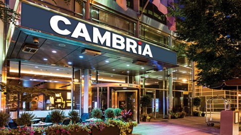 Cambria_Chicago_Magnificent_Mile_exterior Choice Hotel, Credit: wikimedia